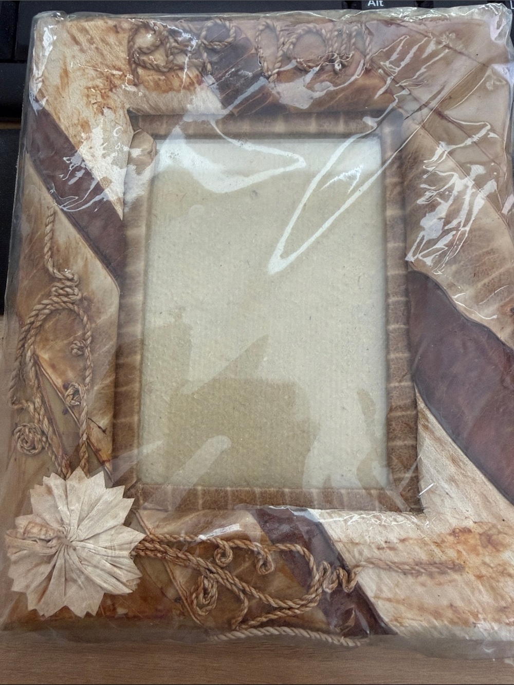 Rustic Rope Accent Photo Frame - Brown - Republica Dominicana